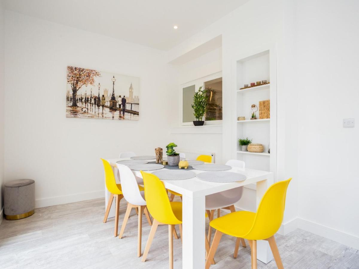 Pass The Keys Spacious And Very Modern Family Home, Central วินด์เซอร์ ภายนอก รูปภาพ