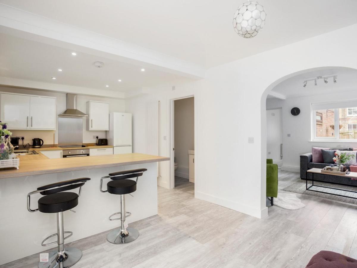 Pass The Keys Spacious And Very Modern Family Home, Central วินด์เซอร์ ภายนอก รูปภาพ